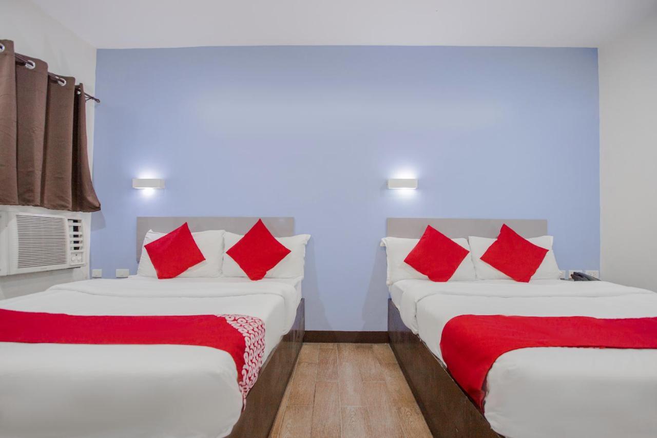 Oyo 637 Fox Hotel Quezón by Eksteriør bilde