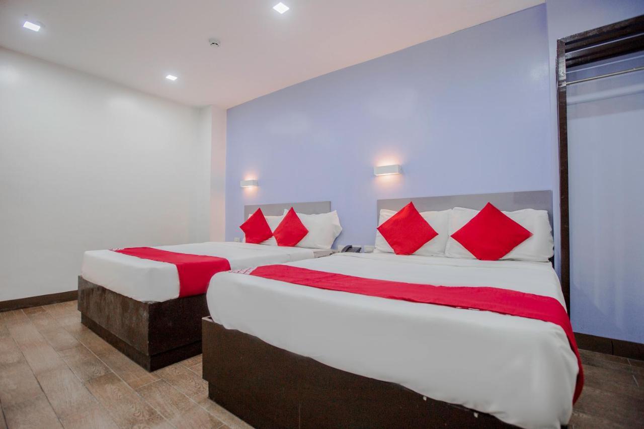 Oyo 637 Fox Hotel Quezón by Eksteriør bilde